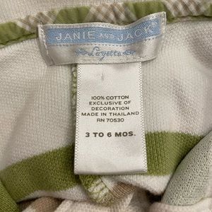 Janie and Jack Layette’s size 6-12 months